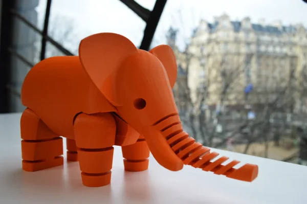 Elegant Elephant Statue for Home Decor